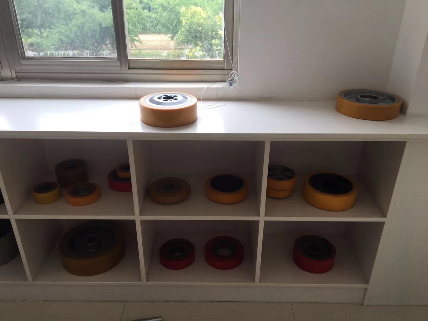 厂家批发硅胶辊 木工辊包胶辊